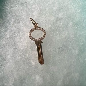 Tiffany & Co Key Charm 18k Gold